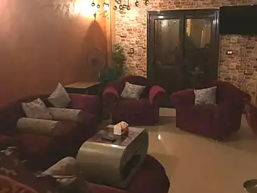 شقق للبيع - 3 غرف - بالدور 1