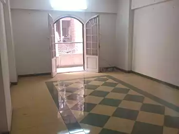 Apartments For sale - 3 rooms - floor 4