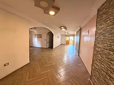 عقارات للبيع - 3 غرف - بالدور 9