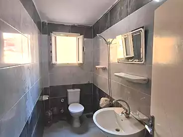 Apartments For rent - 3 rooms - floor 5
