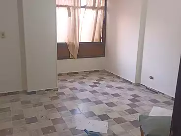 شقق للبيع في شارع متفرع من الكفراوي، الحي الثاني، 100 متر