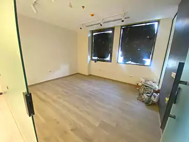 Administrative For rent - 2 rooms - floor 1