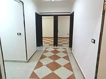 عقارات للبيع - 3 غرف - بالدور 1