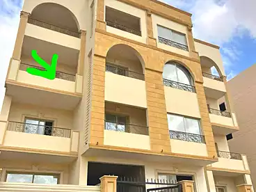 شقق للبيع - 3 غرف - بالدور 2