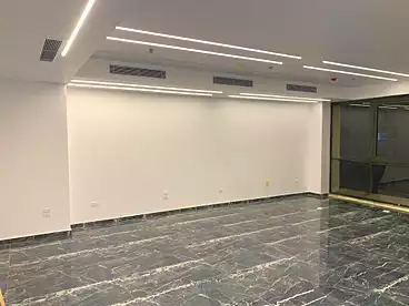 مكاتب للإيجار - 1 غرف - بالدور 3