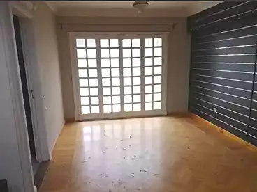 Apartments For sale - 3 rooms - floor 1
