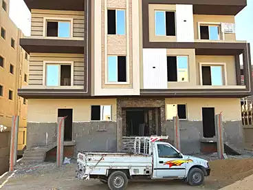 شقق للبيع - 3 غرف - بالدور 2
