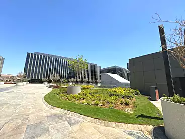 مكاتب للإيجار - 1 غرف - بالدور 4