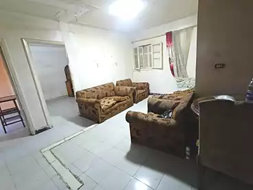عقارات للبيع - 2 غرف - بالدور 1