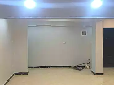 شقق للبيع - 3 غرف - بالدور 8