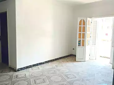 Apartments For sale - 2 rooms - floor 1