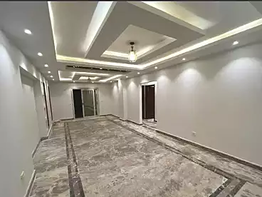 شقق للبيع - 3 غرف - بالدور 2