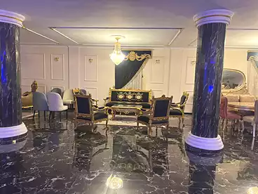 عقارات للبيع - 6 غرف