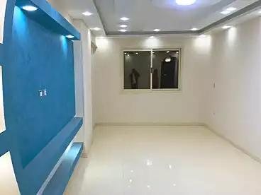 Apartments For rent - 3 rooms - floor 8