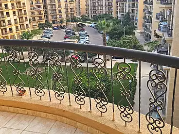 Apartments For sale - 2 rooms - floor 5