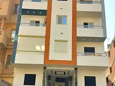 Apartment with Garden For sale - 3 rooms - floor 1