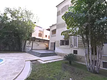 Villas For sale - 8 rooms