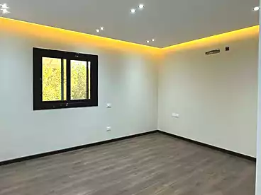 دور كامل للبيع في الحي التاسع، الشيخ زايد، 250 متر