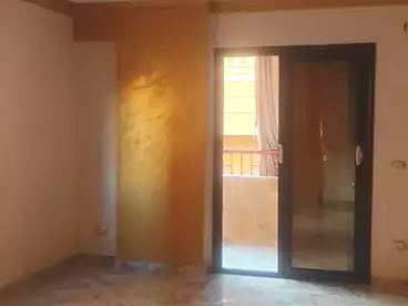 Apartments For rent - 3 rooms - floor 5