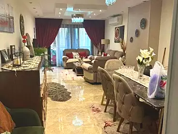 شقق للبيع - 3 غرف - بالدور 7