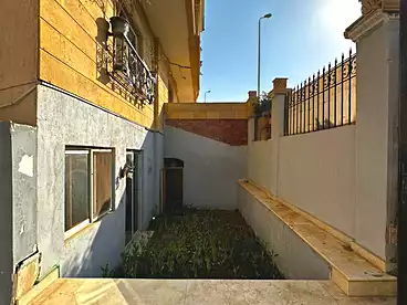 عقارات للبيع - 4 غرف - بالدور 1