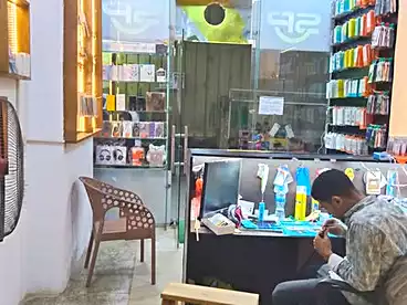 محلات للبيع - بالدور 0