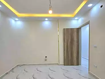 شقق للبيع في اللبيني، فيصل، 140 متر