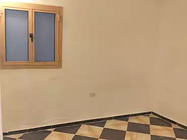 عقارات للبيع - 2 غرف - بالدور 1