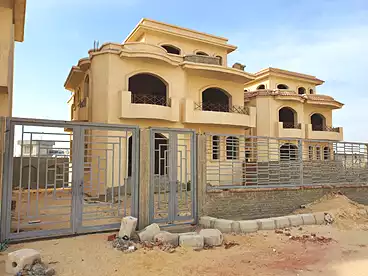 فلل للبيع - 6 غرف