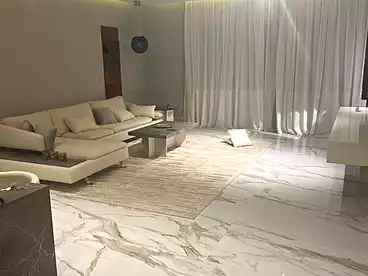 شقق للبيع - 4 غرف - بالدور 2