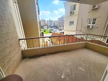 Apartments For sale - 3 rooms - floor 1