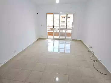 Apartments For rent - 2 rooms - floor 6