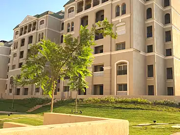 Apartment with Garden For sale - 3 rooms - floor 0