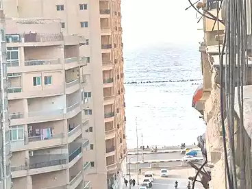 شقق للبيع في شارع خليل حماده، سيدي بشر بحري، 170 متر