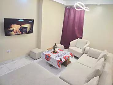 شقق للبيع - 2 غرف - بالدور 8