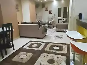 شقق للبيع في اللبيني، فيصل، 140 متر