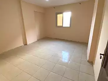 شقق للإيجار في شارع المحولات، الطالبية، 135 متر