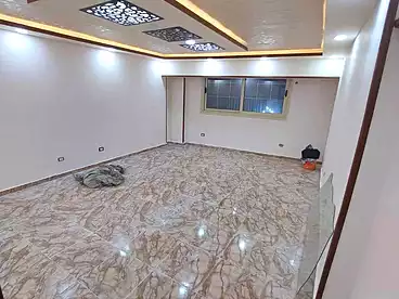 تجاري للإيجار - بالدور 1