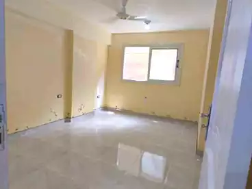 عقارات للبيع - 3 غرف - بالدور 3