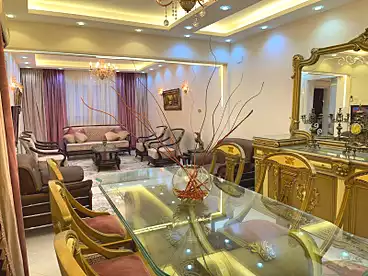 شقق مفروشة للبيع - 2 غرف - بالدور 1