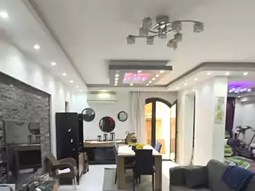عقارات للبيع - 3 غرف - بالدور 9