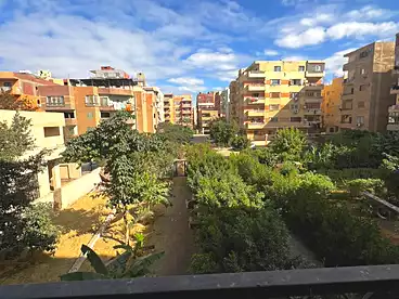 Apartments For sale - 3 rooms - floor 1