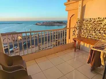 عقارات للبيع - 3 غرف - بالدور 3