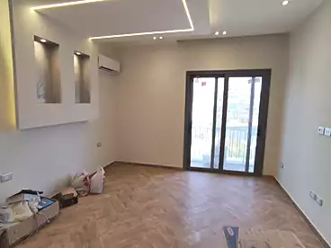 شقق للإيجار - 3 غرف - بالدور 2