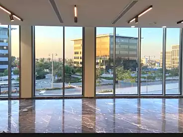 مساحة مكتبية للإيجار - بالدور 0