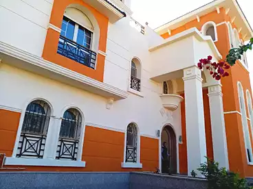 فلل للإيجار - 4 غرف