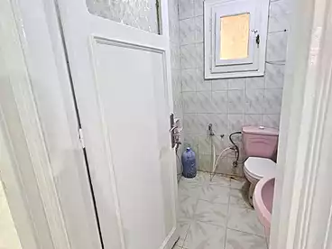 عقارات للبيع - 2 غرف - بالدور 1