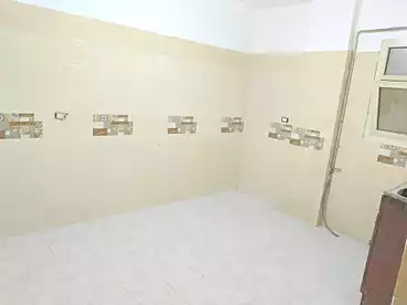 شقق للإيجار - 3 غرف - بالدور 1