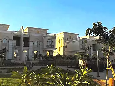 عقارات للبيع - 4 غرف