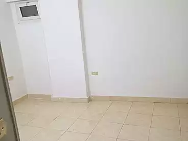 تجاري للإيجار في عين شمس، القاهرة الكبرى، 160 متر